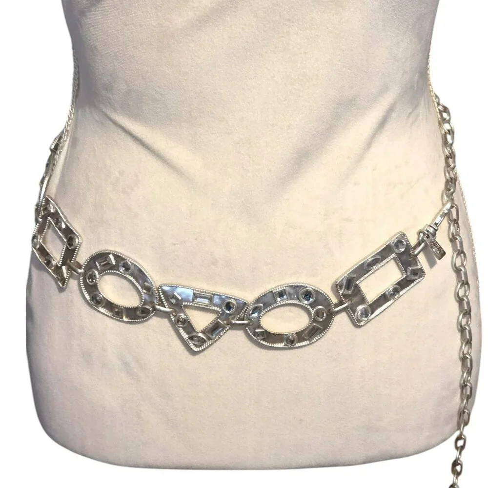 Brushed Silver Squares and Triangle Chain Belt - Picture 2 of 4